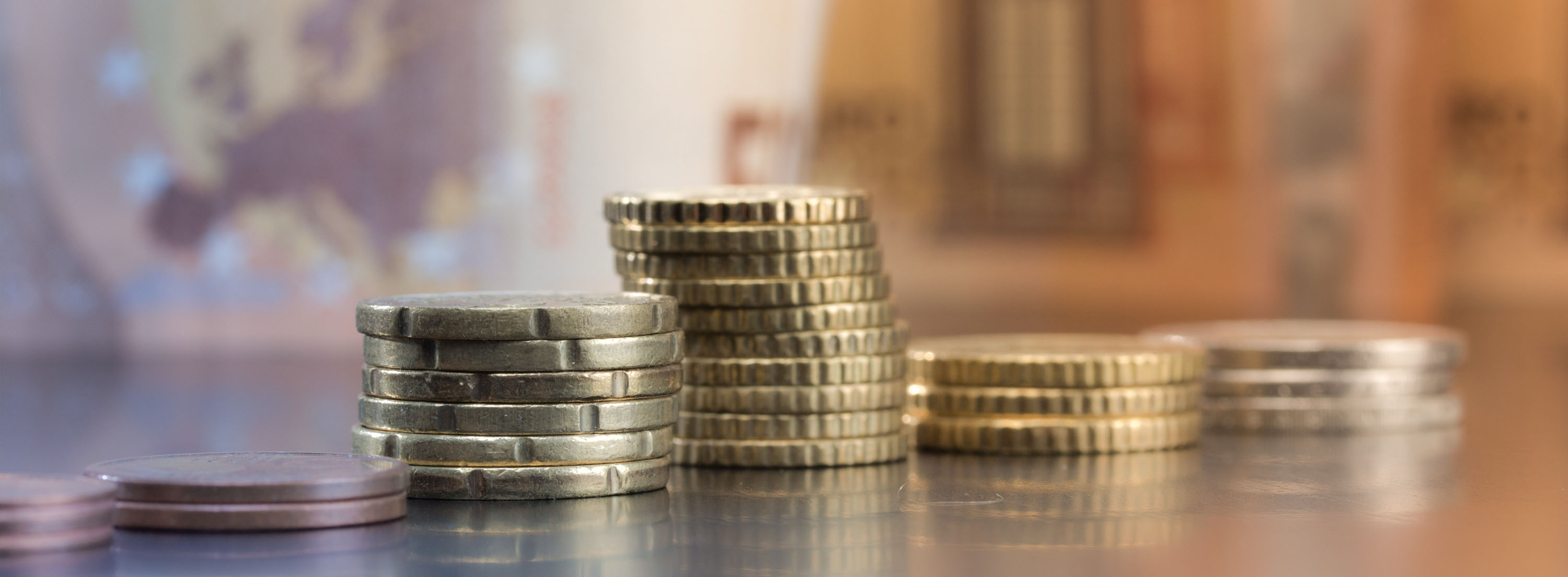 Wie Sie Maschinenauktionen sicher finanzieren: Modelle, Risiken und Strategien